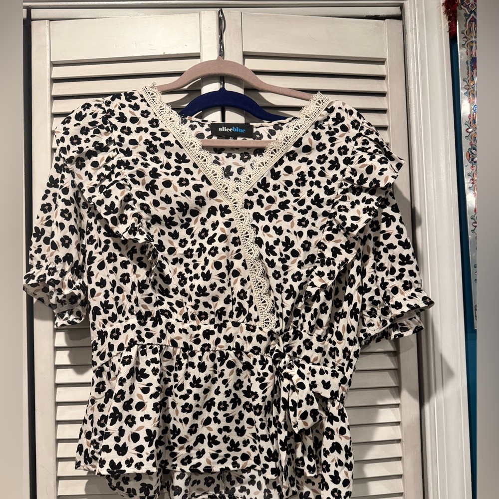 Alice Blue Black and White Floral Print Peplum Side Tie Summer Top